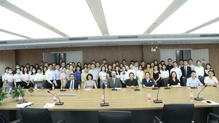 说明: https://news.gdufs.edu.cn/__local/4/6E/44/785C26686799721E95826E66A14_15667FC4_1ACCA.jpg