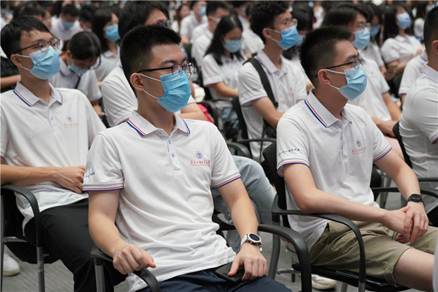 说明: https://www.gdufs.edu.cn/__local/F/C3/02/2FBAFB14C2B155AEB0684A9656B_2F86A9DB_32B2C.jpg