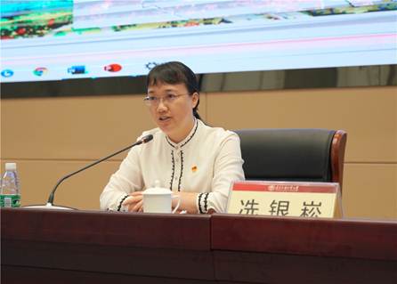 说明: https://www.gdufs.edu.cn/__local/8/21/B9/09C97E25AA1DCF436D762659A16_F4825A46_2760B.jpg